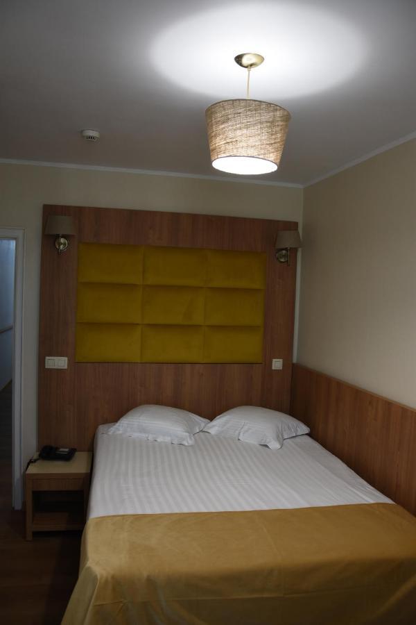 Sun Hotel Saint-Gilles Dış mekan fotoğraf